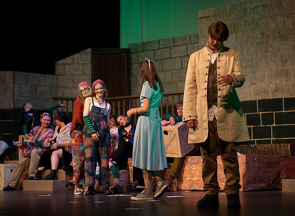 26PHSDRAMA-10
