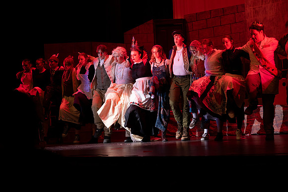 26PHSDRAMA-51