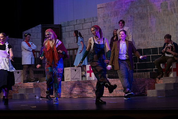 26PHSDRAMA-60