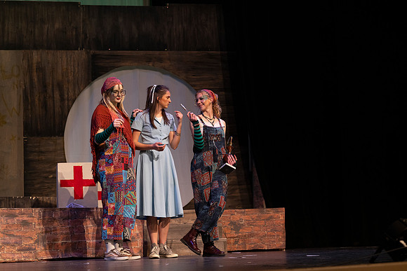 26PHSDRAMA-80