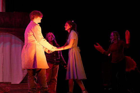 26PHSDRAMA-111