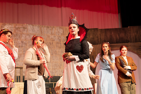 26PHSDRAMA-122