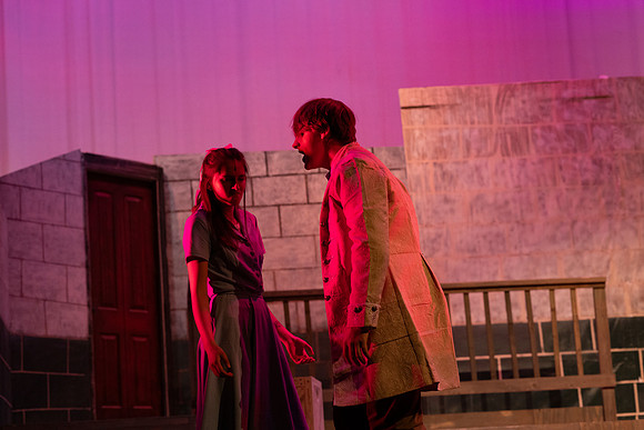 26PHSDRAMA-143