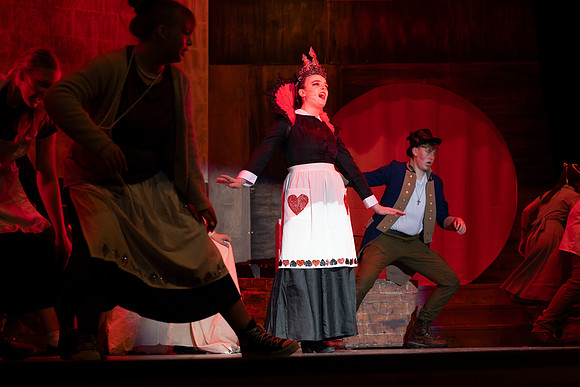 26PHSDRAMA-194