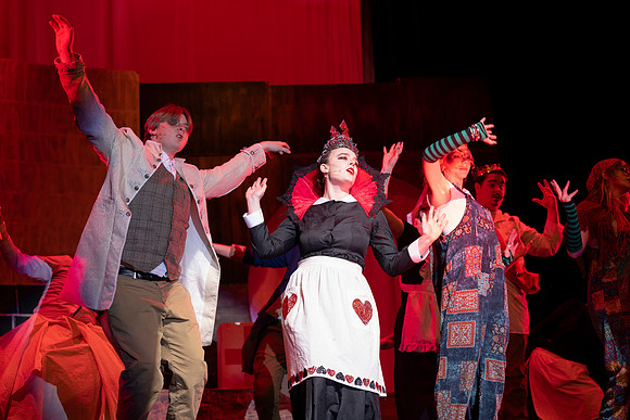 26PHSDRAMA-195