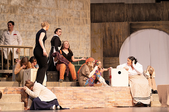 26PHSDRAMA-127