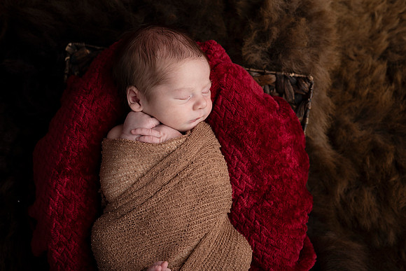 23CJ-HackworthNewborn-9 copy