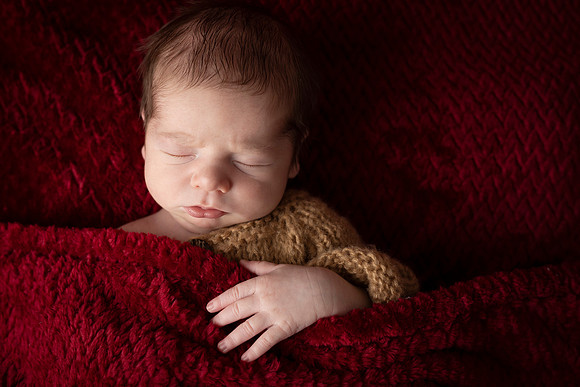 23CJ-HackworthNewborn-16 copy