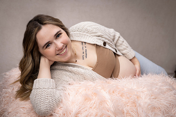 25-MaternitySylvia-3 copy